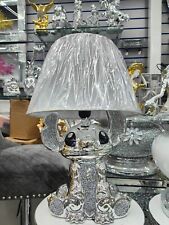Lámpara de mesa de punto plateado de diamante triturado brillante con sombra base cerámica plateada