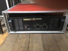 Yamaha P 2700 amplificador profesional estuche incluido