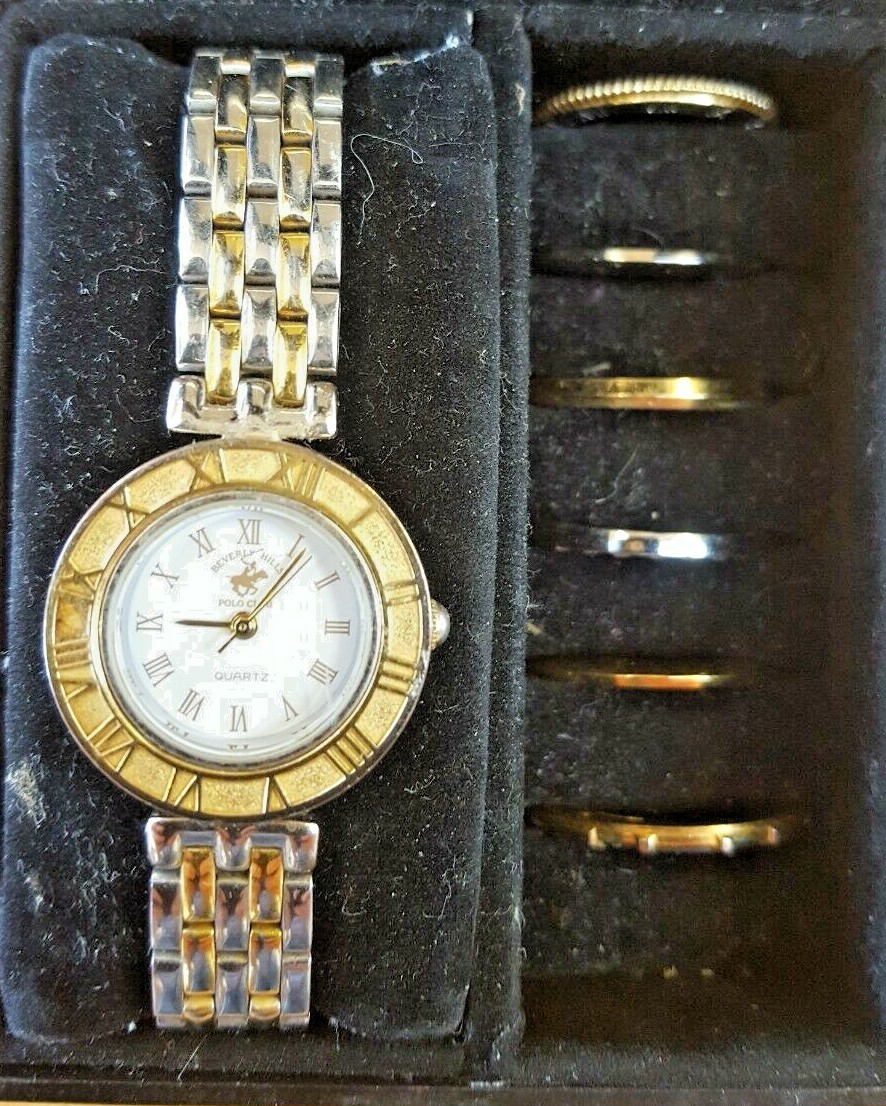 Club essay model image